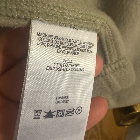 Columbia Sportswear Company Steens Mountain Vest Size XL Color Tan/Beige. - Picture 9 of 9